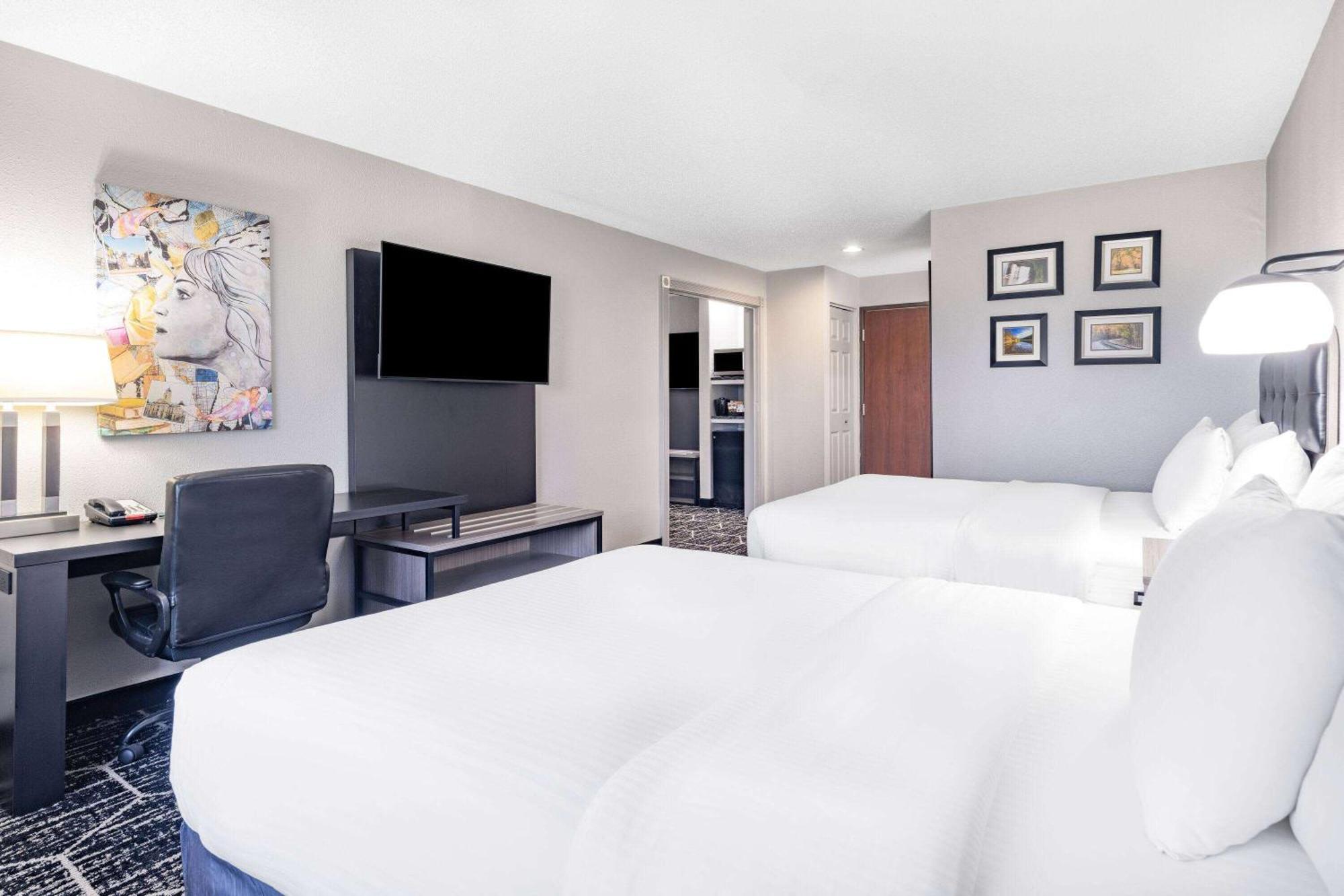 La Quinta By Wyndham Evansville Bagian luar foto