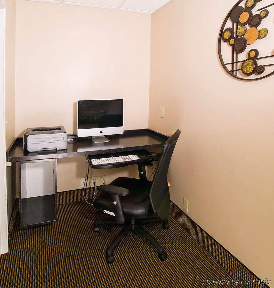 La Quinta By Wyndham Evansville Bagian luar foto