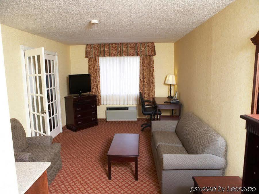 La Quinta By Wyndham Evansville Bagian luar foto